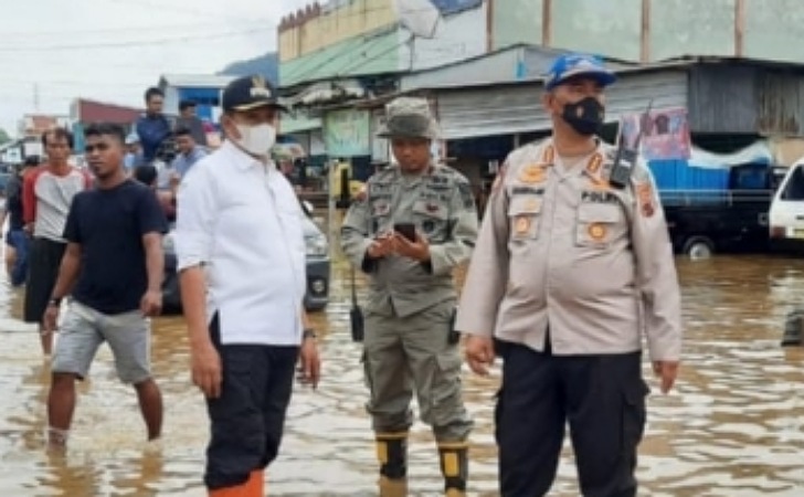 Tanah longsor