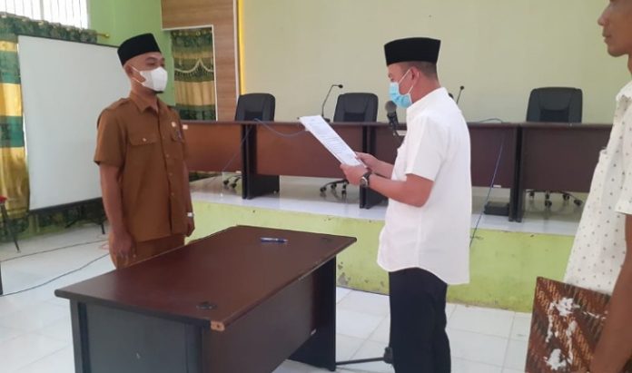 camat sekerak