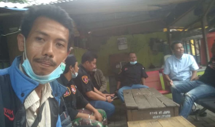 Silaturahmi Ormas Grib Provinsi Banten Bersama Awak Media Dikediaman Kades Teluk Naga