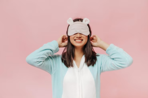 Manfaat Menggunakan Penutup Mata Saat Tidur: Kunci Menuju Istirahat Optimal