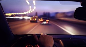 Menaklukkan Jalanan Asing: Panduan Lengkap Tips Mengemudi di Negara dengan Setir Kiri