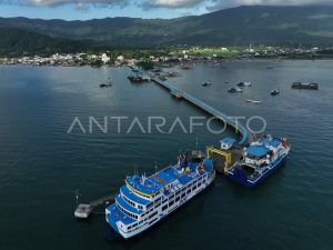 Mengarungi Keindahan Aegean: Review Mendalam Layanan Kapal Feri Antar Pulau di Yunani