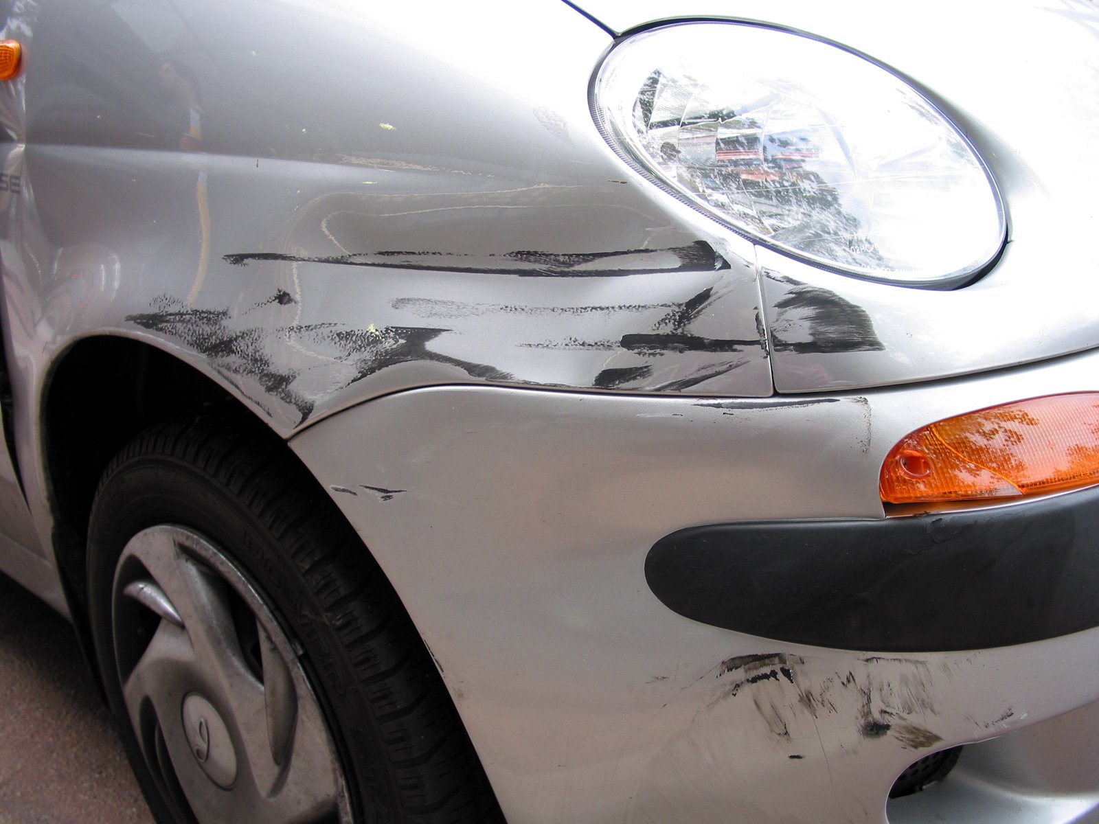 Solusi Menghilangkan Baret Dalam Pada Bodi Mobil Panduan Lengkap Untuk Mengembalikan Kilau Sempurna
